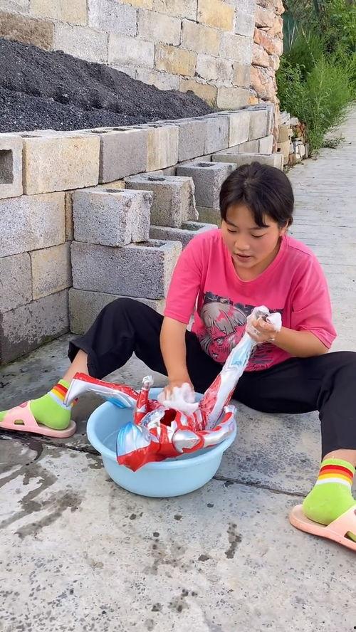 吃瓜 野生奥特曼,吃瓜群众眼中的野生奥特曼传奇