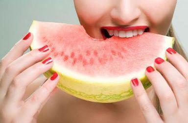 吃瓜不熟会中毒嘛,吃瓜不熟中毒风险揭秘